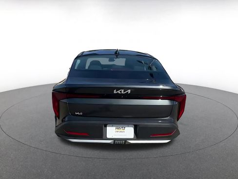 Used 2025 Kia K4 LXS image 12