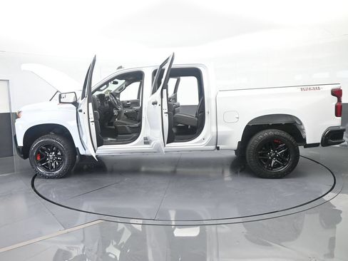 Used 2021 Chevrolet Silverado 1500 Custom Trail Boss AWD/4WD image 76