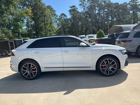Used 2019 Audi Q8 Prestige image 3