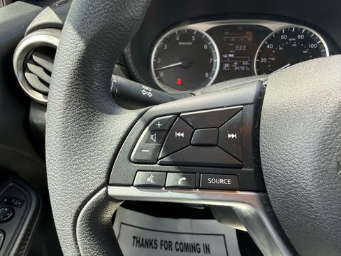 Used 2020 Nissan Versa S image 18