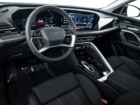 New 2025 Audi Q5 2.0T Premium Plus image 9