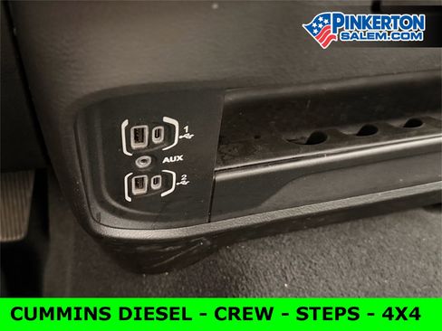 Used 2024 RAM 2500 Big Horn image 30