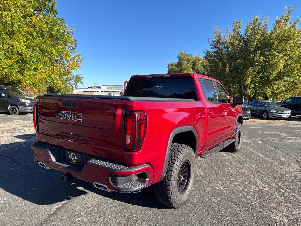 Used 2025 GMC Sierra 1500 AT4 w/ AT4 Premium Package AWD/4WD image 5