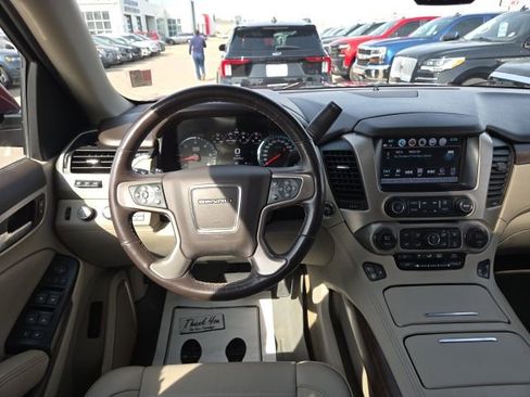 Used 2018 GMC Yukon Denali w/ Denali Ultimate Package image 27