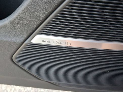 Certified 2025 Audi SQ8 Premium Plus AWD/4WD image 27
