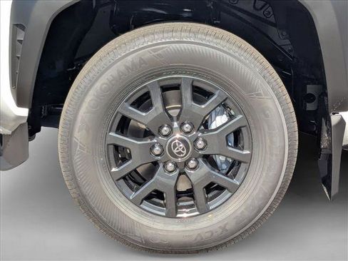 New 2025 Toyota 4Runner SR5 image 10