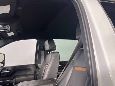 Used 2023 GMC Sierra 3500 AT4 w/ Gooseneck/5TH Wheel Package image 21