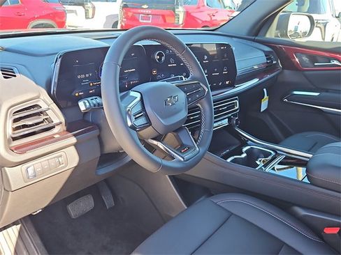 New 2026 Chevrolet Traverse Z71 w/ Driver Confidence Package image 14