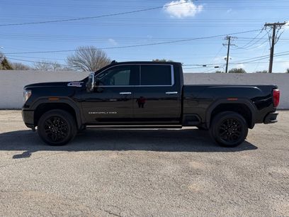 Used 2022 GMC Sierra 2500 Denali w/ Denali Black Diamond Edition