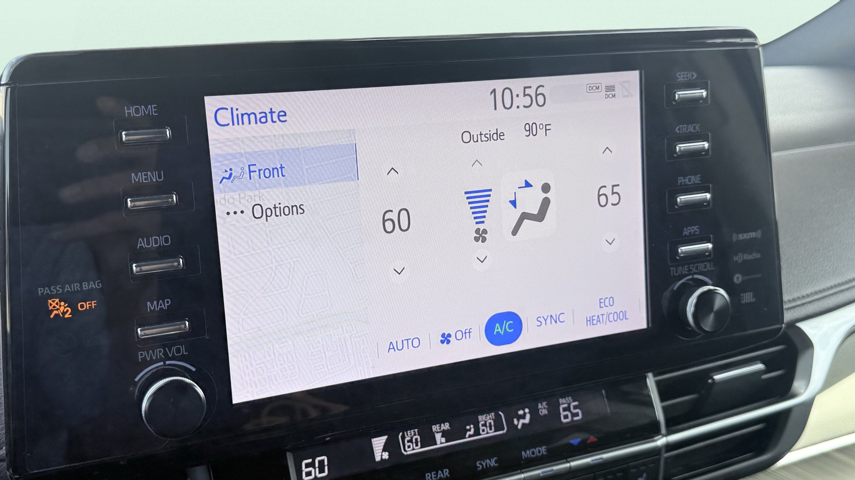 Used 2022 Toyota Sienna Platinum FWD image 70