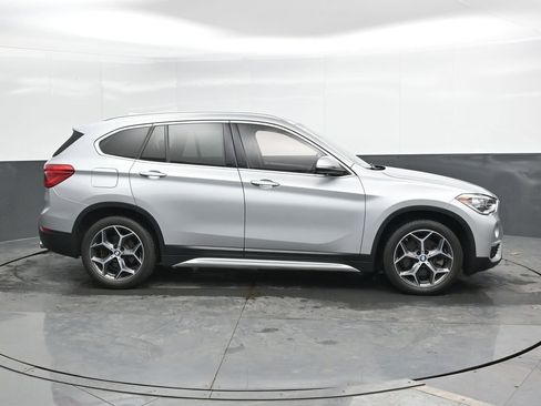Used 2019 BMW X1 xDrive28i w/ Convenience Package image 5