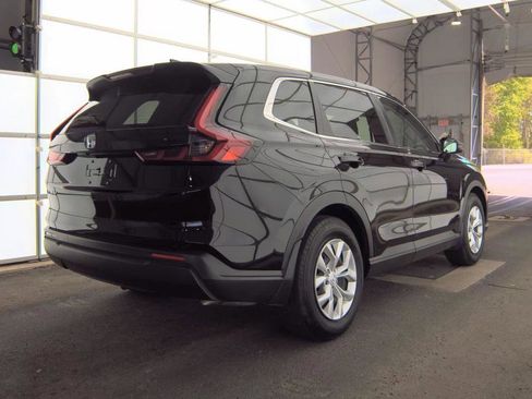Used 2025 Honda CR-V LX image 4