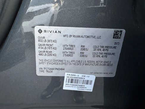 Used 2023 Rivian R1T Adventure image 33