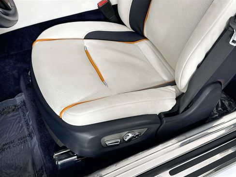 Certified 2016 Rolls-Royce Dawn image 19