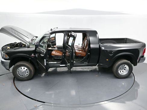 Used 2015 RAM 3500 Laramie Longhorn image 43