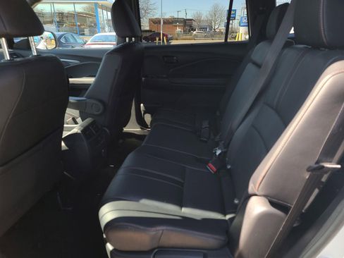 Used 2022 Honda Pilot TrailSport image 13