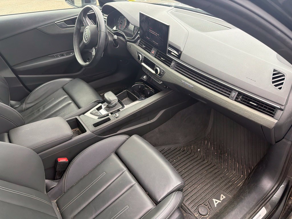 Used 2023 Audi A4 2.0T Premium w/ Convenience Package AWD/4WD image 10