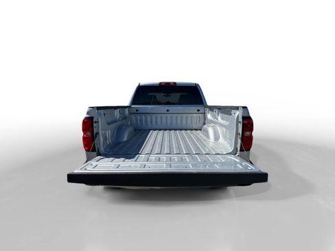 Used 2018 Chevrolet Silverado 1500 Custom w/ Custom Convenience Package RWD image 17
