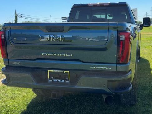 Used 2024 GMC Sierra 2500 Denali Ultimate w/ Max Trailering Package AWD/4WD image 6