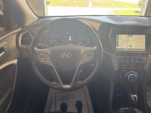 Used 2018 Hyundai Santa Fe Sport FWD image 5