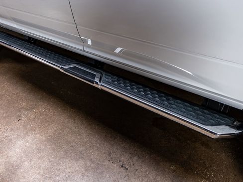 Used 2023 RAM 3500 Laramie AWD/4WD image 12