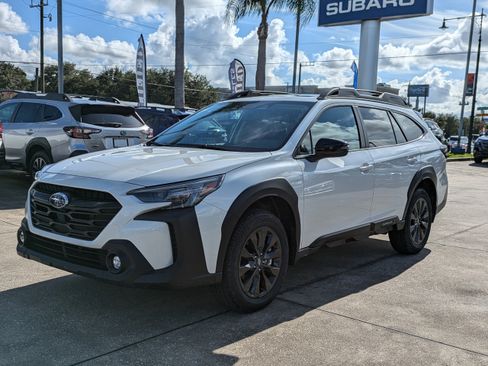 Certified 2025 Subaru Outback Onyx Edition w/ Popular Package #2 image 8