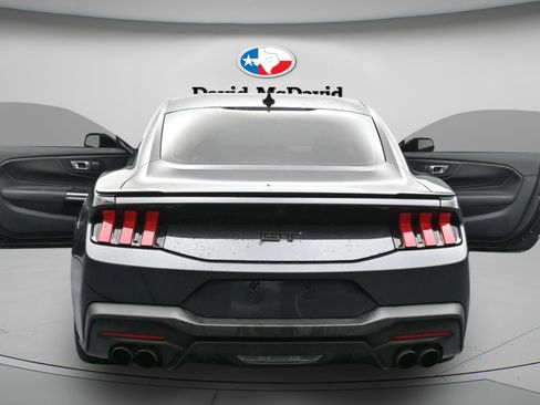 Used 2024 Ford Mustang GT Premium image 14