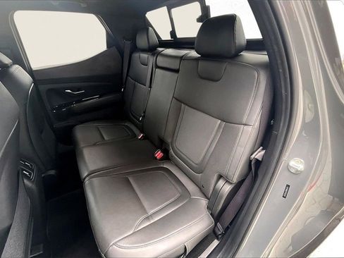 Used 2023 Hyundai Santa Cruz Limited image 23