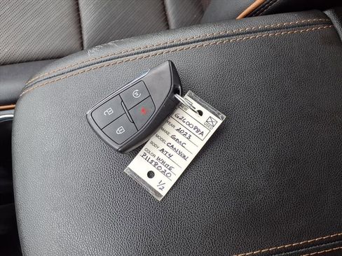 Certified 2023 GMC Canyon AT4 w/ AT4 Premium Package image 14