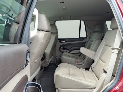 Used 2016 Chevrolet Tahoe LT w/ Luxury Package RWD image 11