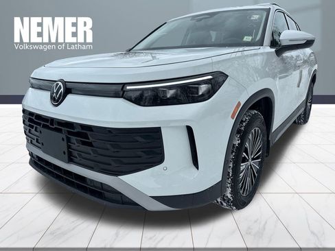 New 2026 Volkswagen Tiguan S image 1