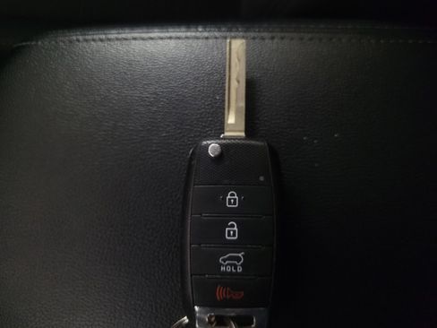 Used 2019 Kia Sorento AWD w/ LX Convenience Package image 32