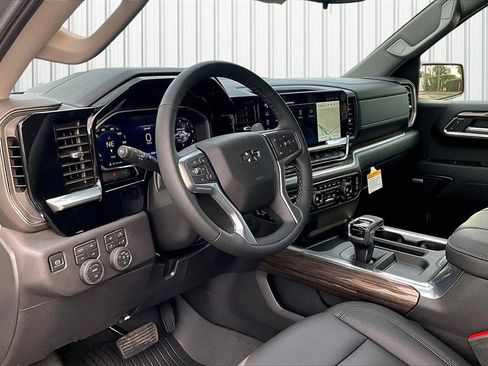 New 2026 Chevrolet Silverado 1500 LT Trail Boss w/ LT Trail Boss Premium Package image 3