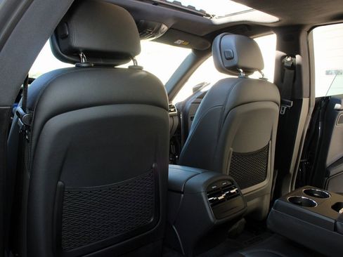 Used 2020 Maserati Ghibli image 24