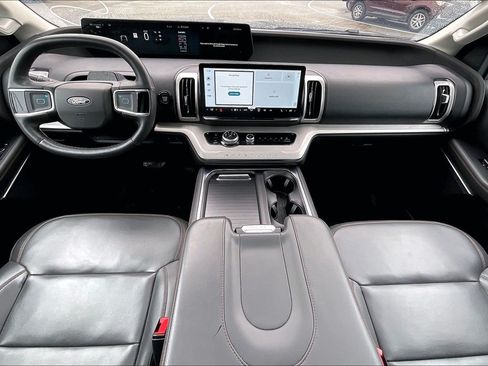 Certified 2025 Ford Expedition Active RWD image 14