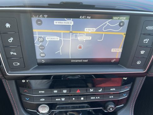 Used 2018 Jaguar F-PACE R-Sport image 16