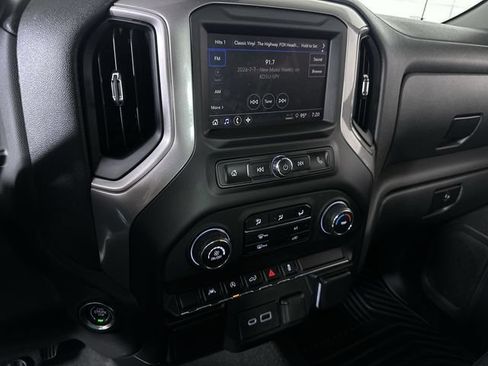 Used 2023 Chevrolet Silverado 1500 Custom AWD/4WD image 13
