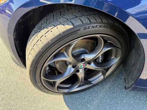 Used 2018 Alfa Romeo Giulia Ti Sport w/ Quick Order Package 22S Sport image 25