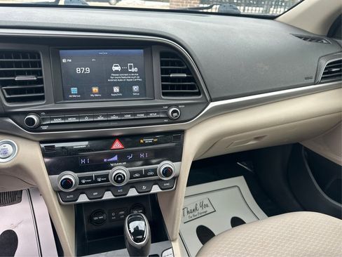 Used 2019 Hyundai Elantra Value Edition image 24