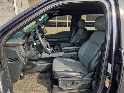 Used 2022 Ford F150 Lightning Lariat w/ Equipment Group 511A High image 8