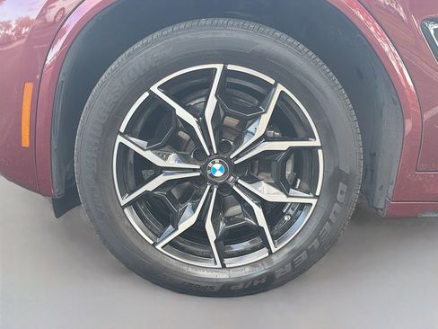 Certified 2025 BMW X4 xDrive30i w/ Premium Package image 43