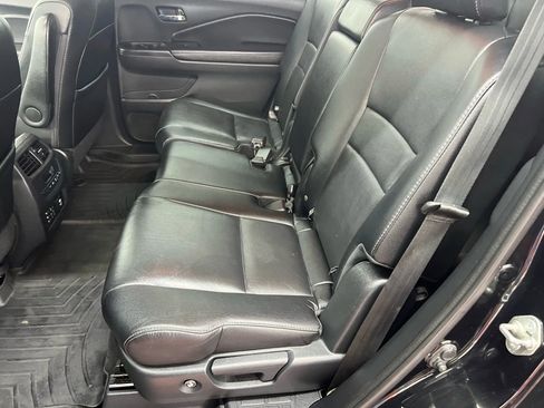 Used 2017 Honda Pilot EX-L image 11