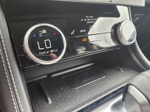 New 2026 Jaguar F-PACE R-Dynamic S image 31