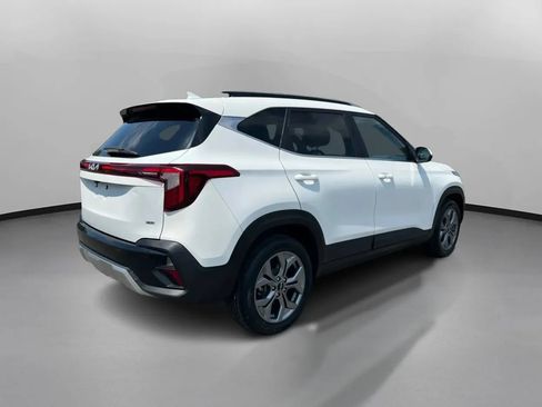 Used 2024 Kia Seltos S AWD/4WD image 9