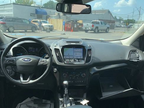 Used 2017 Ford Escape Titanium w/ Canadian Touring Package AWD/4WD image 16