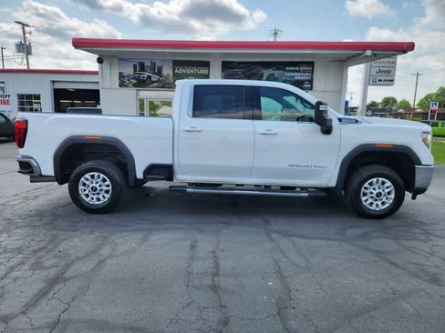 Used 2023 GMC Sierra 2500 SLE image 2