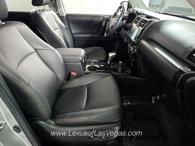Used 2023 Toyota 4Runner TRD Off-Road Premium w/ Off Road Premium Plus Package AWD/4WD image 23
