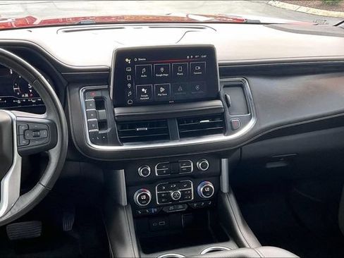 Used 2022 GMC Yukon SLT w/ SLT Premium Package AWD/4WD image 6