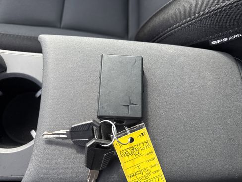 Used 2024 Polestar Polestar 2 image 25