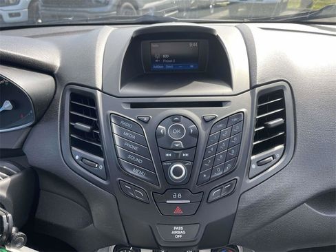 Used 2018 Ford Fiesta SE image 20